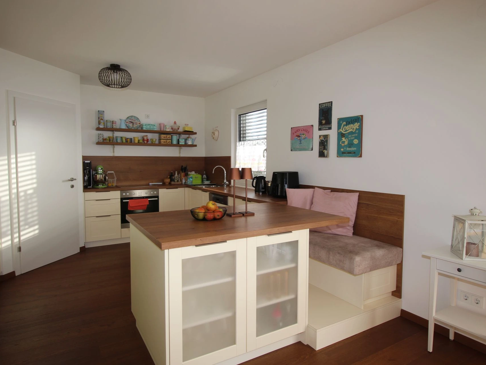 Moderne Küche im Landhausstil.